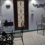 Oda ve Kahvaltı Cala Di Luna House 4*