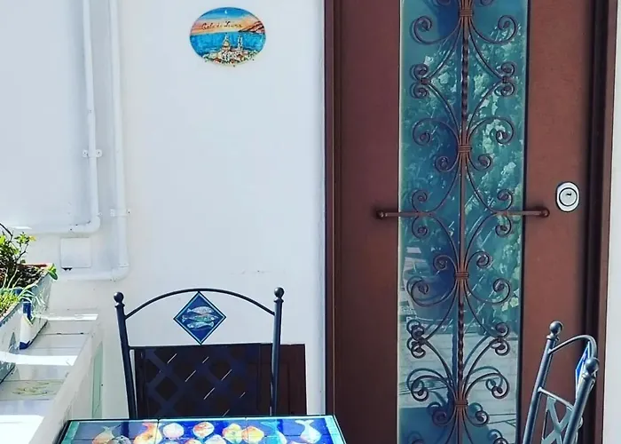 Cala Di Luna House Bed & Breakfast