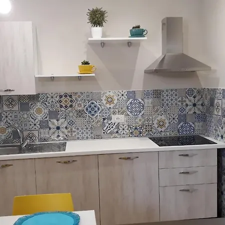 Cala Di Luna House Bed & Breakfast 4*