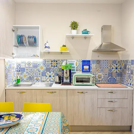 Bed & Breakfast Cala Di Luna House 4*